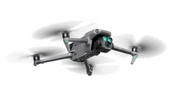 DJI Mavic 3 Pro Fly More Combo + DJI RC